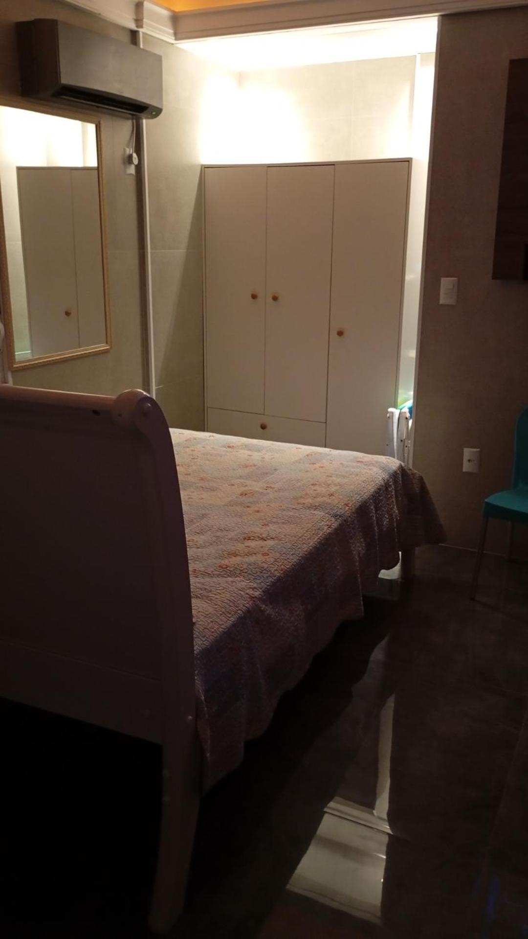 Kitnet Central: Beachside Comfort With Entertainment & Dining * Balneario Camboriu