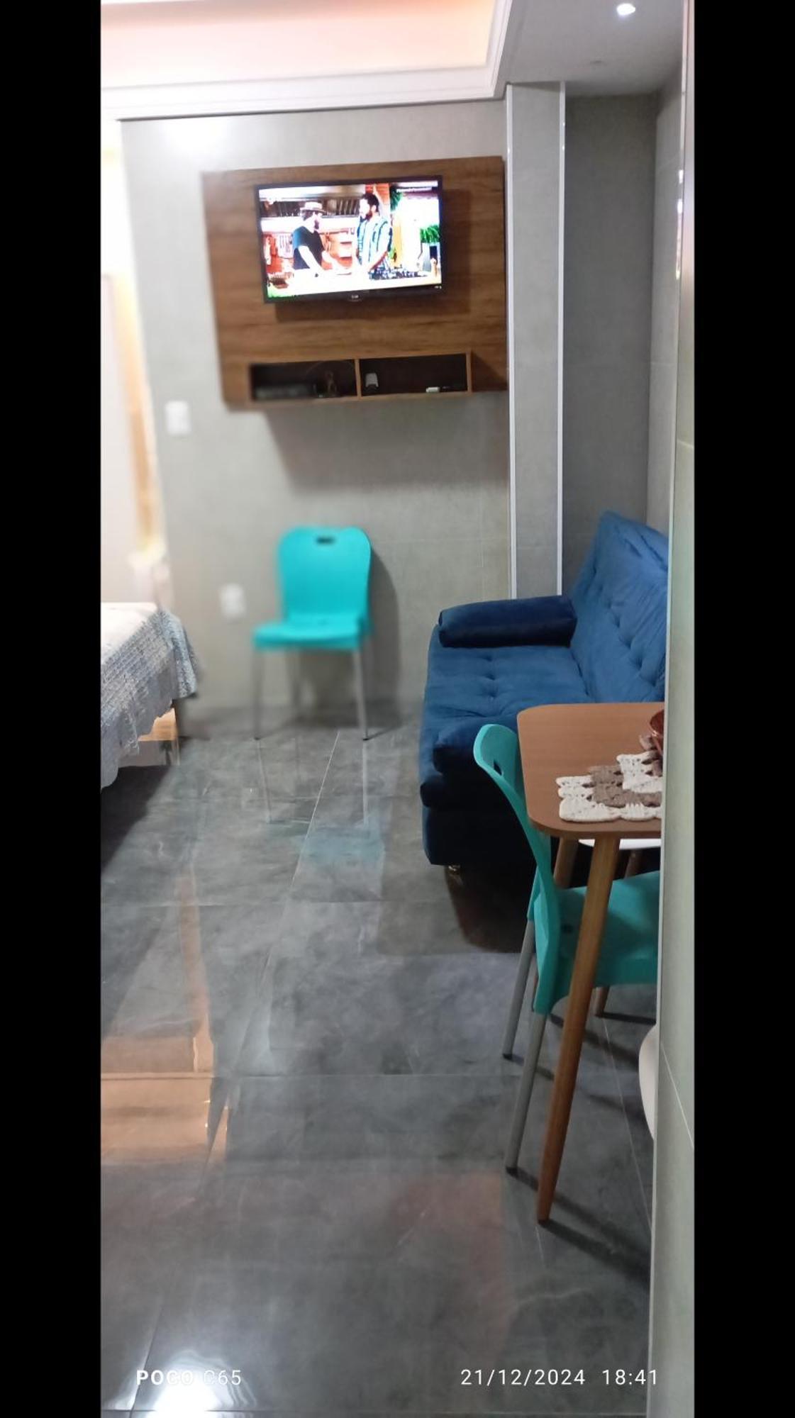 Apartment Kitnet Central: Beachside Comfort With Entertainment & Dining Balneario Camboriu